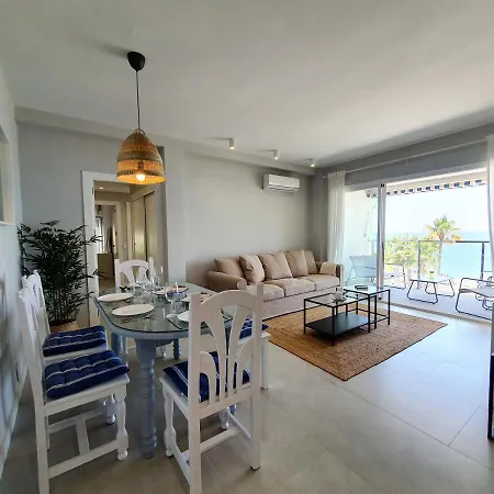 Vistamar 3 Bedrooms Апартаменты *