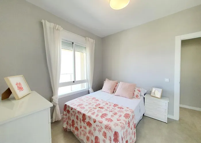 Vistamar 3 Bedrooms *