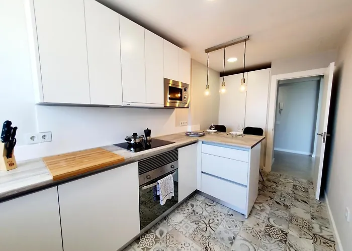 Vistamar 3 Bedrooms *