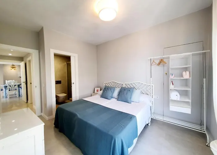 Vistamar 3 Bedrooms Apartment *