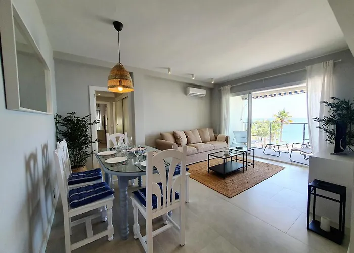 Vistamar 3 Bedrooms Apartment *