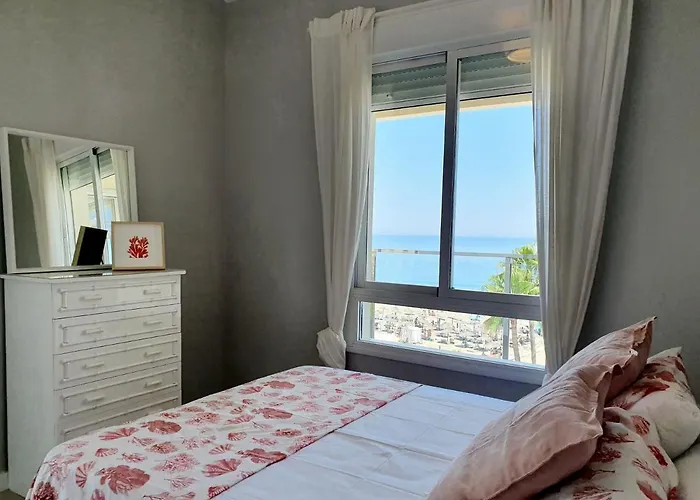Vistamar 3 Bedrooms Apartment Estepona